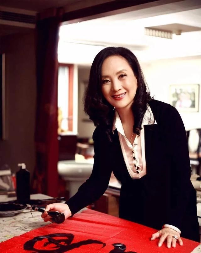  息影|80年代浪姐：北影金花，巅峰时息影，遭婚姻打击的她现在怎样了？