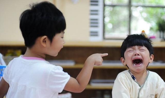  管不住|这些年龄段是“立规”黄金期, 别惯着孩子, 不然越大越管不住