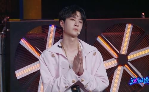  流泪|最近火了王一博的“流泪方式”，别人都是放声大哭，就他与众不同