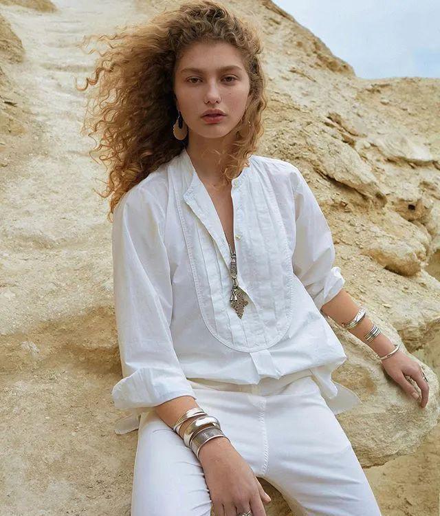 过时|给我们的衣橱“断舍离”!这几件单品一定不能扔,永不过时太经典