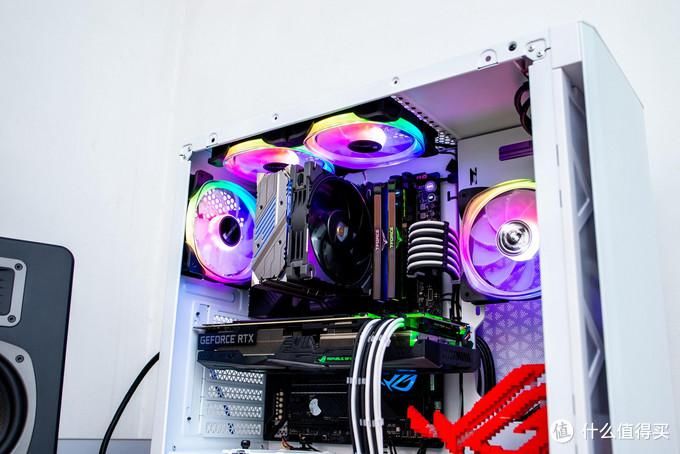  款机箱|存储厂的机箱是什么样子？威刚(ADATA) XPG 入侵者机箱测评