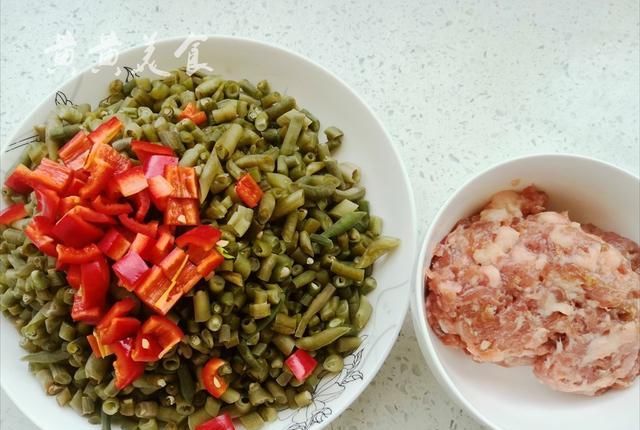 控干水分|两种方法做了十几斤酸豇豆,分享四种酸豆角做的美食,谁是你的菜