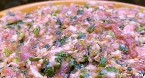 腥味|美食之路义无反顾!饭店不外传的饺子馅配方,肉馅鲜香无腥味,学会了回家露一手