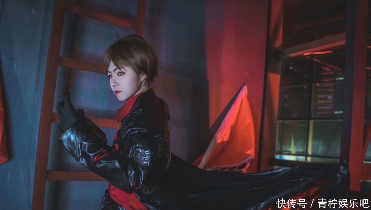 巨人|进击的巨人 利威尔×艾伦cosplay