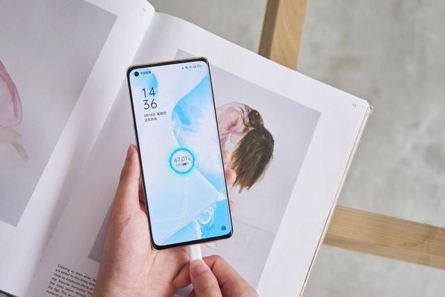  THE9|THE9资源分配不均？《超闪的夏天》全新MV曝光，只有三人出镜