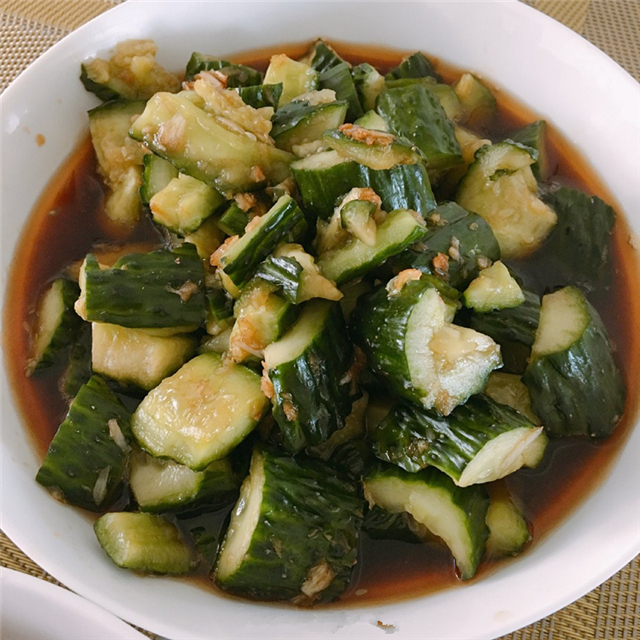  板栗|老公亲自下厨，我在边上打副手做一桌菜，闺蜜却越吃越郁闷