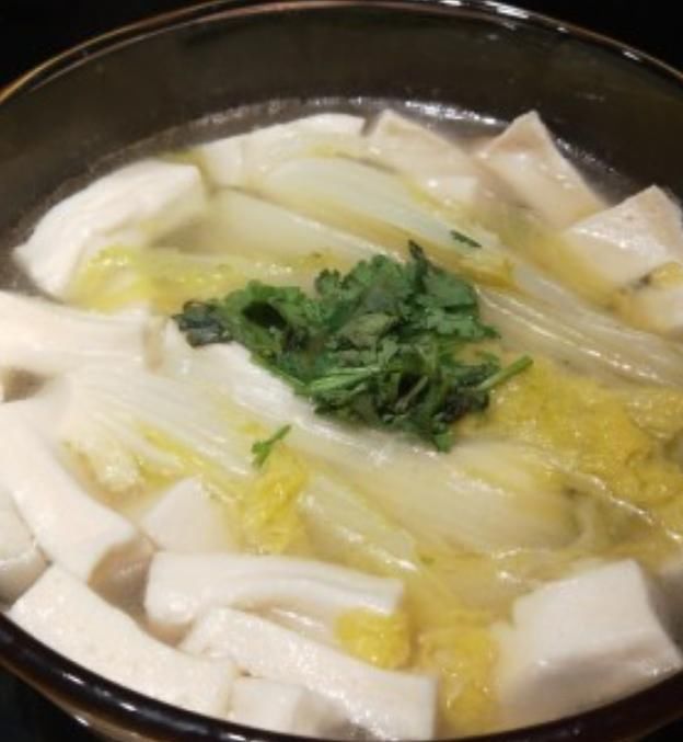  适量|夏季就应该吃些清淡的菜，百菜不如白菜，看看这道清淡的家常菜