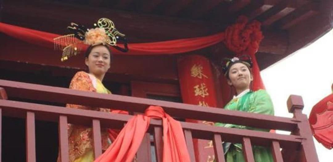 功名|史上最出名的一副对联,让这个人既考取了功名,也赢得了漂亮媳妇