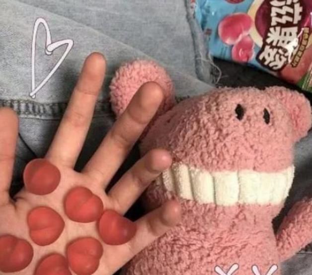 称为|00后女生最爱的3种糖果，第三被称为“接吻神器”，打kiss必备！