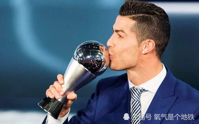 意甲综合：内雷斯“双响” 那不勒斯暂登榜首意大利足球甲级联赛