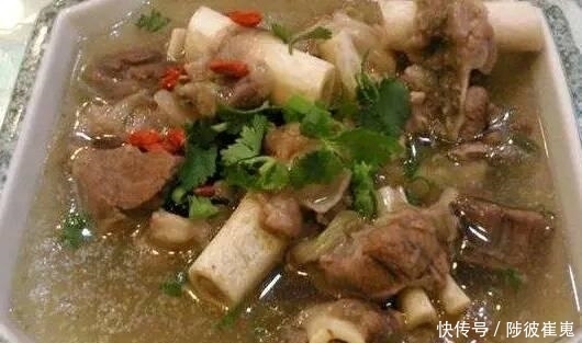 剔掉|菜市场剔掉肉的“羊骨架”，还要10元一斤，大叔：非常值得