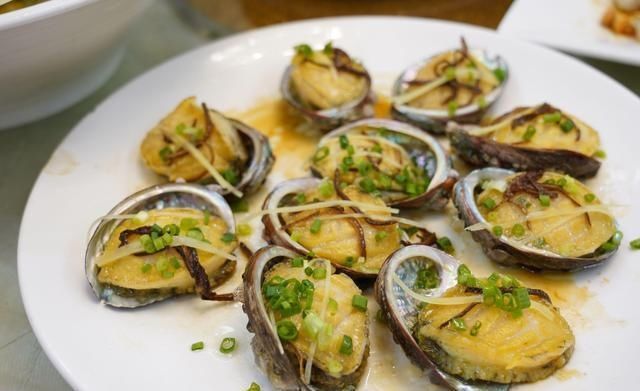 正统|龙洞这家二十多年老牌粤菜馆,吃到正统的地道粤菜出品是如此美味