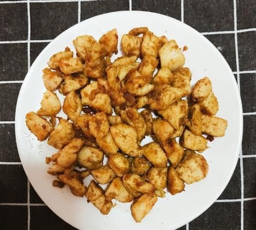  鸡肉|香蒸荔浦芋头，孜然鸡肉粒，蘑菇烧豆腐，冰糖炖橙子