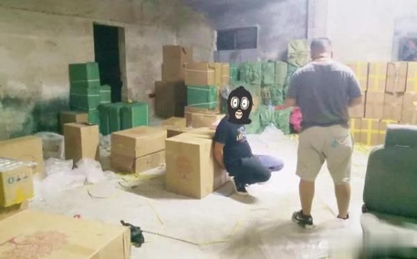 涉案|大岭山公安查获大批假冒名牌香烟，涉案金额高达七百多万元！