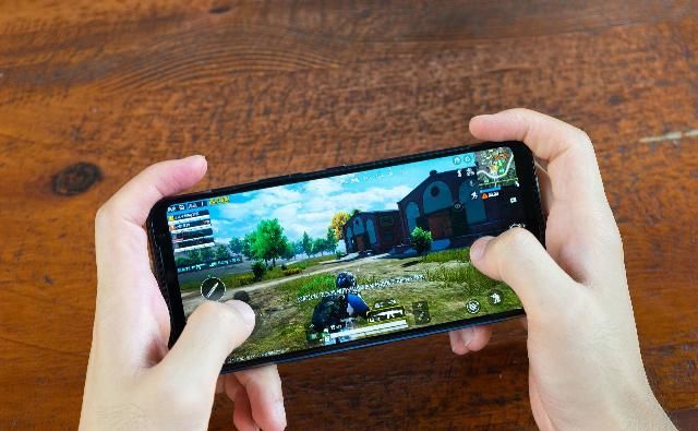 旗舰|旗舰游戏手机的必备功能,ROG游戏精灵让上分更轻松