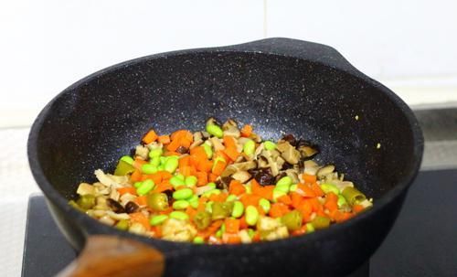 玉米淀粉|3分钟就出锅的快手小炒,做法原来这么简单,吃着爽口又不油腻