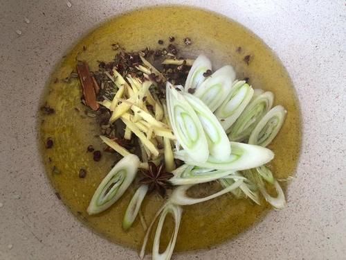 土豆|炖鸡块你做对了吗?焯水再炖?加水直接炖?教你正确的步骤