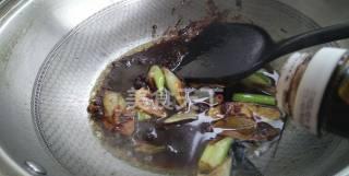  好吃|怎么做家庭版酱肘子最好吃 家庭版酱肘子怎么做好吃