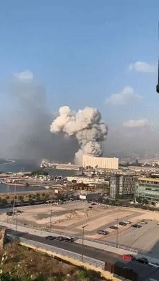  引发|毁灭性爆炸引发巨型橙色蘑菇云，谁是「元凶」？