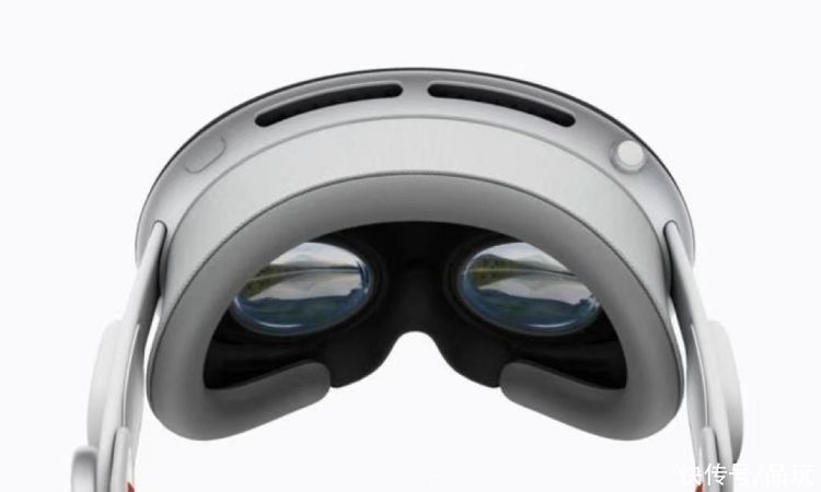 苹果VisionPro头显低配版曝光：显示屏、处理器和传感器会缩水