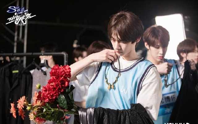  计上|少年之名变形计上热搜了？是怎么回事？