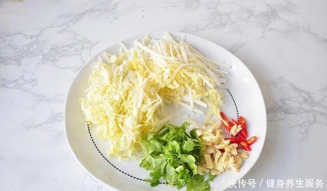 海鲜|秋天这小海鲜真便宜,一块钱做一大盘,吃起来又鲜又清爽