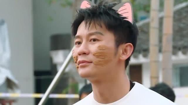 体面|跑男团集体在脸上涂泥,有谁注意看baby的脸女明星最后的体面