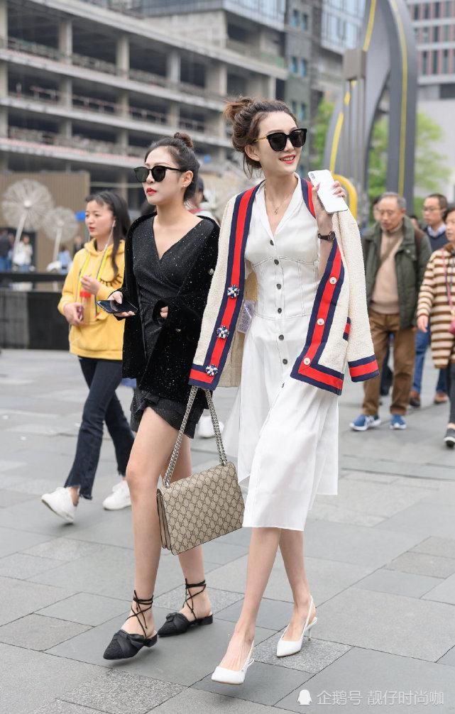  个性|好身材配上个性穿搭，美得清新又自然，搭配简单也很美！