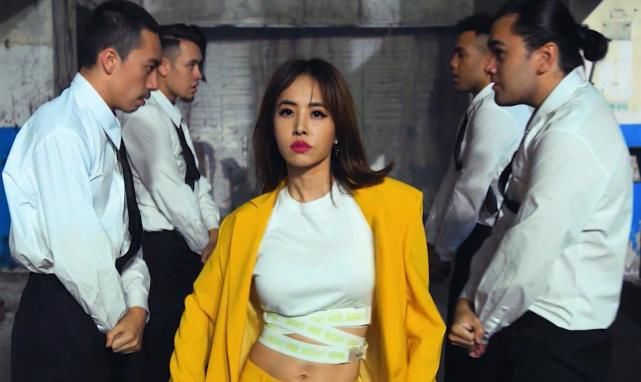  上演|《浪姐》沈梦辰王者归来，携手孟佳上演《玫瑰少年》，这次稳了