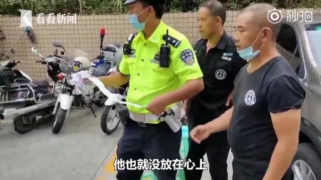  处罚|惊呆！光罚单就3米长！车主54条违法行为未处理，民警看后都懵了