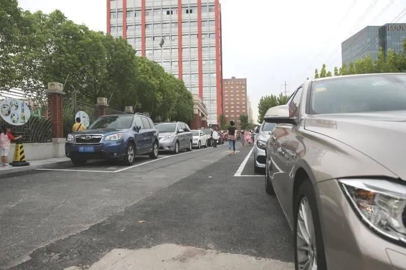  拥堵|让校门口的道路畅通起来