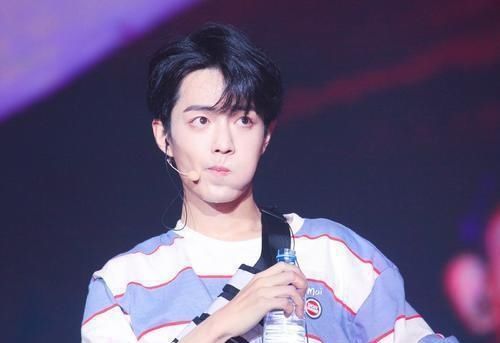  肖战|娱评人吴清功：《脱口秀大会3》疑内涵肖战，李诞不怕肖战粉丝骂