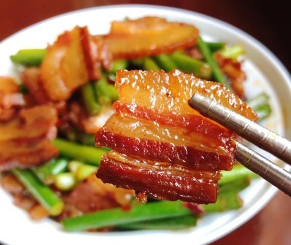 特别|腌腊肉只会放盐?这样东西不要少,放再久都没事吃着还特别香