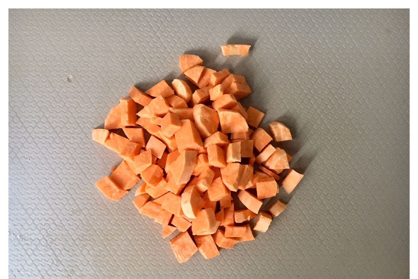 宝宝|宝宝加餐小点心枣泥红薯卷,软糯香甜,营养又美味