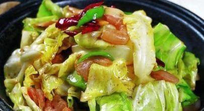  出水|炒包菜时，万万不要直接下锅多加这1步，包菜更翠绿，还不出水