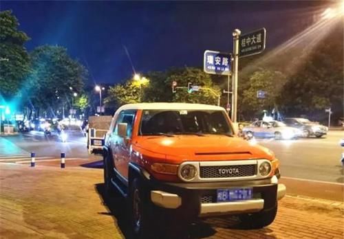  酷路泽|丰田酷路泽连续违停20次，车主放出豪言：我这是豪车，以为城管不敢拖！