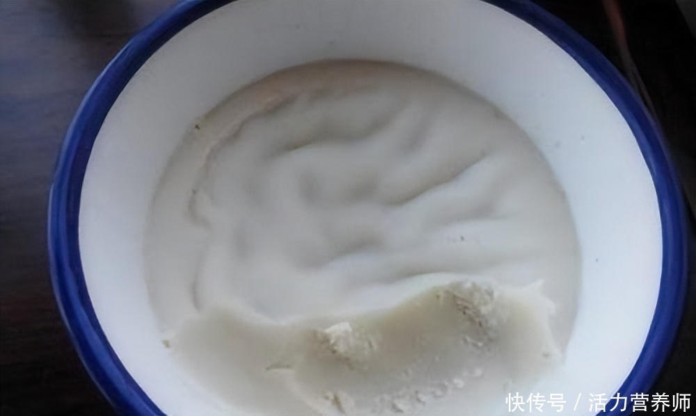 最健康的油怎么是猪油(世界上最健康的油是猪油？又有说是慢性病的元凶，到底吃不吃？)