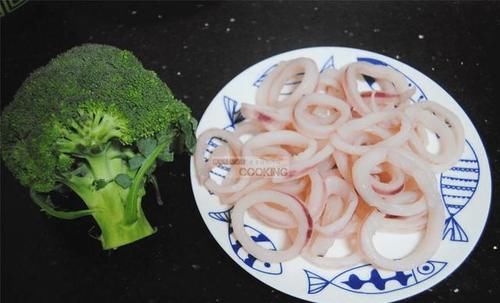  极美|这菜味道极美，比大鱼大肉还受欢迎，简单炒一炒，上桌就光盘