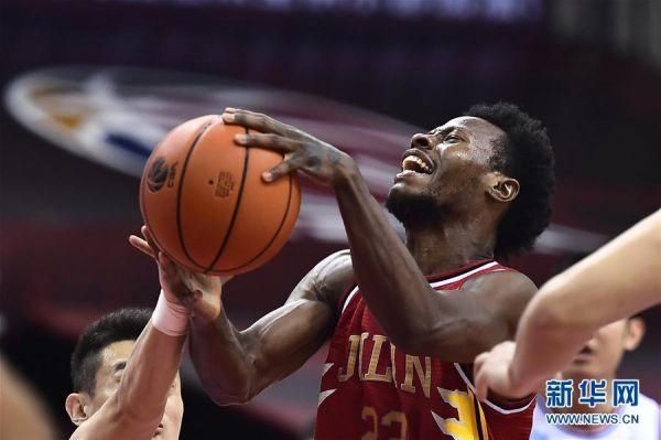 2020赛季中国男子篮球|CBA复赛第二阶段:吉林九台农商银行不敌青岛国信双星