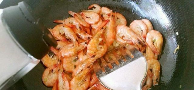  除湿|梅雨季就吃此菜，美味又除湿，浑身清爽了，我家一盘不够吃！