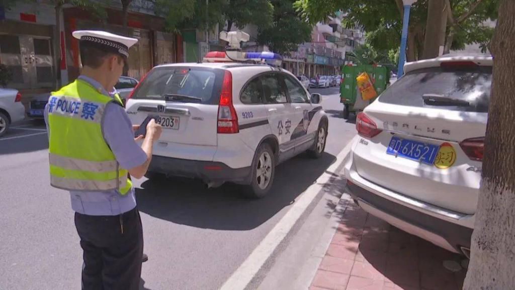 交警|濠江交警:压实网格化管理责任提高路面“见人管事”率