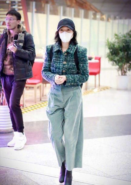  刘雯私服|周迅刘雯变综艺咖 我却种草了她们的“佛系”穿搭