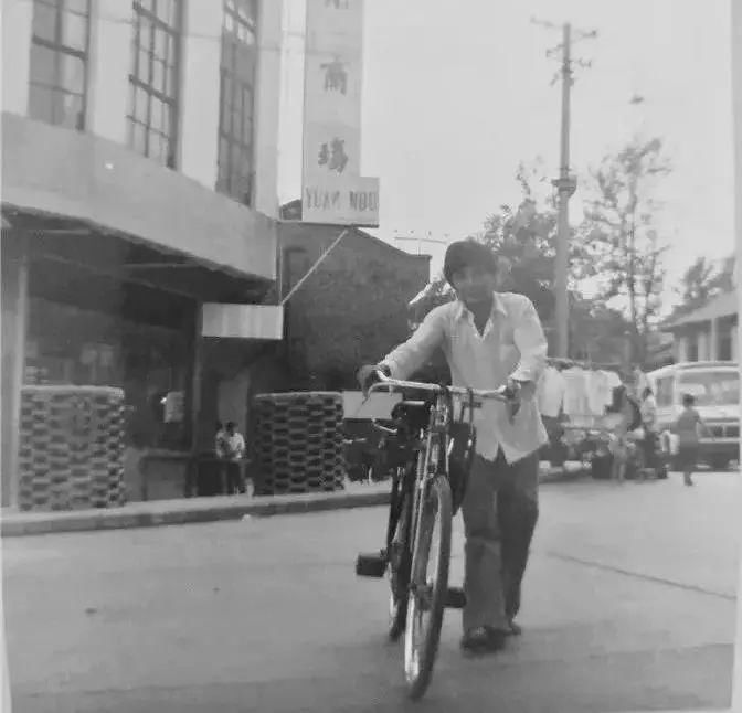 汉子|普法35年，这位彝家汉子让法治意识遍及彝州！