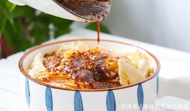 可口|豆腐皮新吃法,吃了这么多年豆皮,香辣可口,不学可惜了