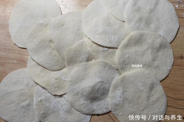 酱肉|教你在家做酱肉包,发面调馅详细做法分享,咸香好吃,三分钟学会