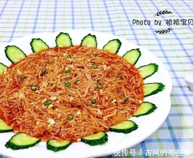 番茄|吃过之后,你会爱上番茄烩金针菇的蔬菜,比肉食更美味,也更容易制作