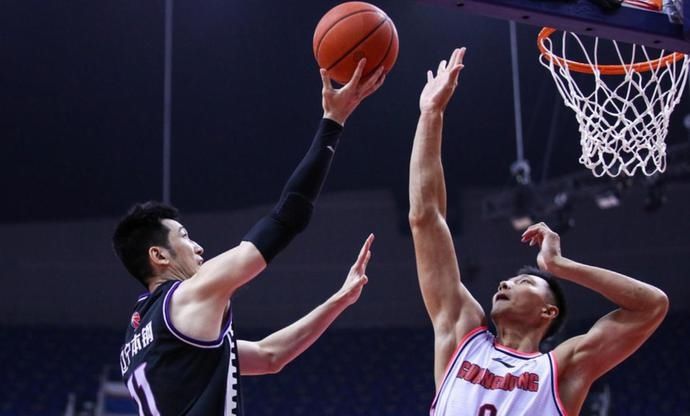 球员|末节仅得15分!比22分惨败更严重的是,辽宁球员被宏远打没了心气