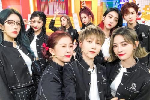 THE9|THE9团综《非日常派对》开播,撞档《浪姐》,没有热搜词条