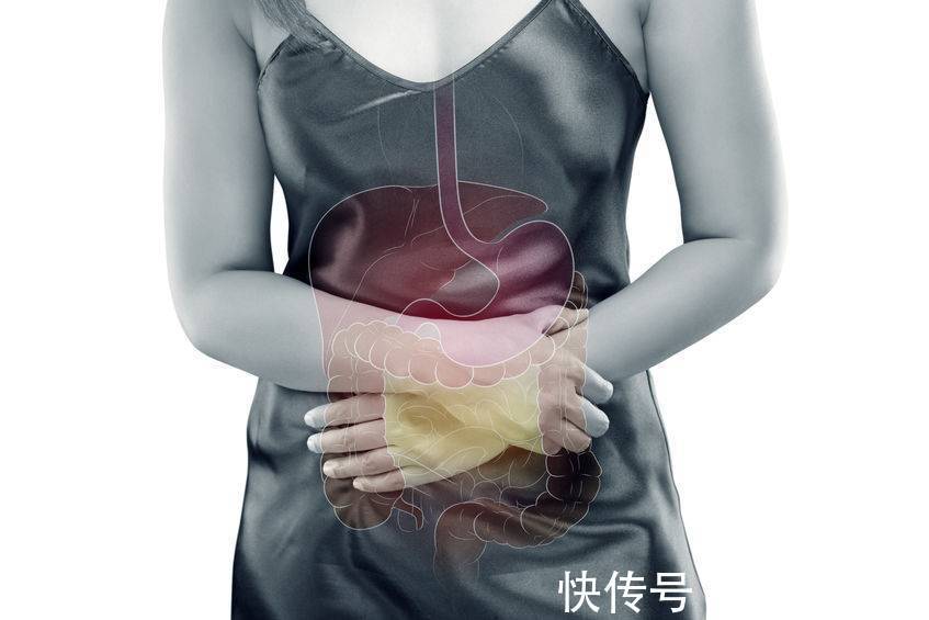 长期口干口苦口臭是什么病的前兆(经常出现口干口苦口臭的现象，或与这4个问题有关，需了解)