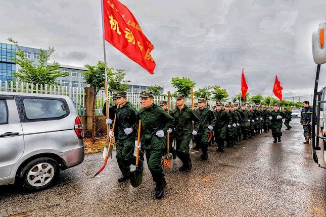 郎溪|多图直击：向险而行，武警上海总队执勤第六支队奋战郎溪抗洪一线，守护十万百姓